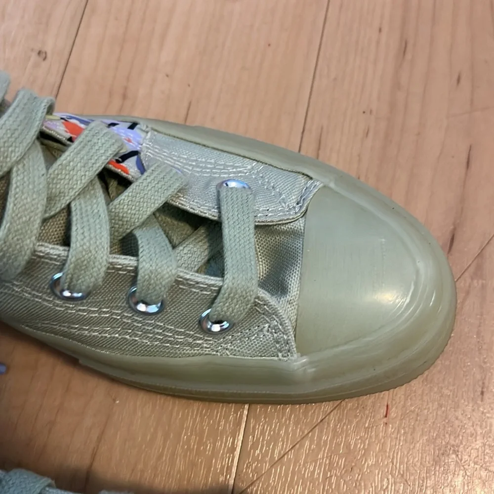 Converse Chuck Taylor All Star High We Are Stronger Together Size 9 - Picture 6 of 16